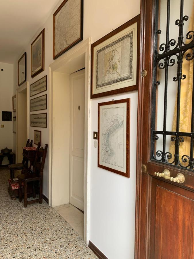 Dimora Castiglioni Villa Venetië-Lido Buitenkant foto